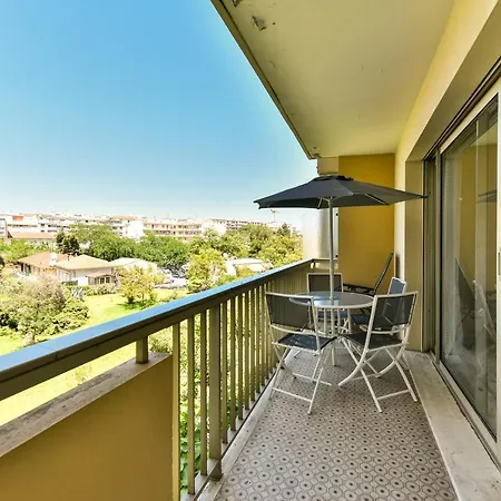 Apartment Cosy Studio Juan-Les-Pins / Terrasse -1Mn Plage Antibes