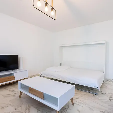 Apartment Cosy Studio Juan-Les-Pins / Terrasse -1Mn Plage